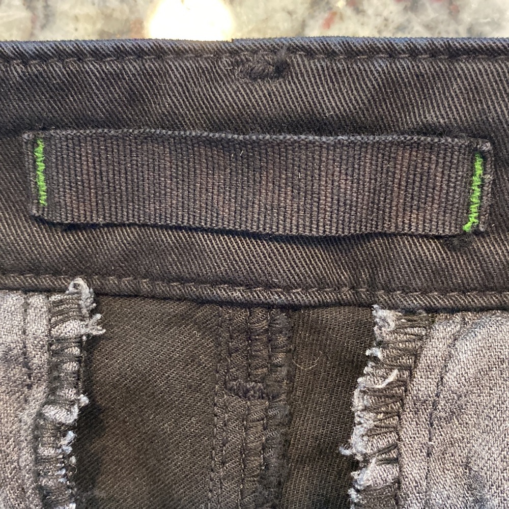 J Brand Cargo Ankle Zipper Black Jeans Premium Stretch Cotton/Lycra Size 28 EUC - Picture 7 of 9